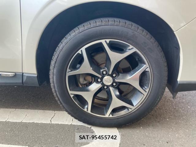 Subaru FORESTER 2013-02 8245240-12
