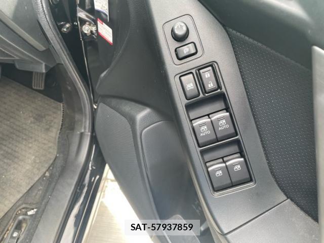 Subaru FORESTER 2018-02 8314526-12