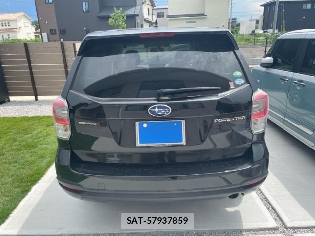 Subaru FORESTER 2018-02 8314526-3