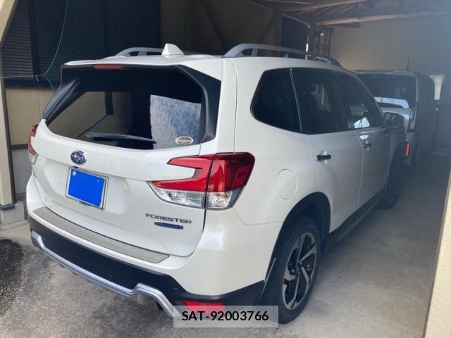 Subaru FORESTER 2022-01 8314504-2