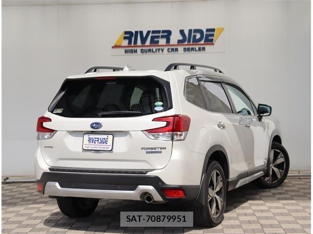 Subaru FORESTER 2019-12 8314507-2