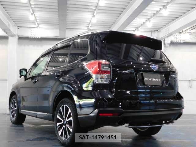 Subaru FORESTER 2018-06 8314516-1