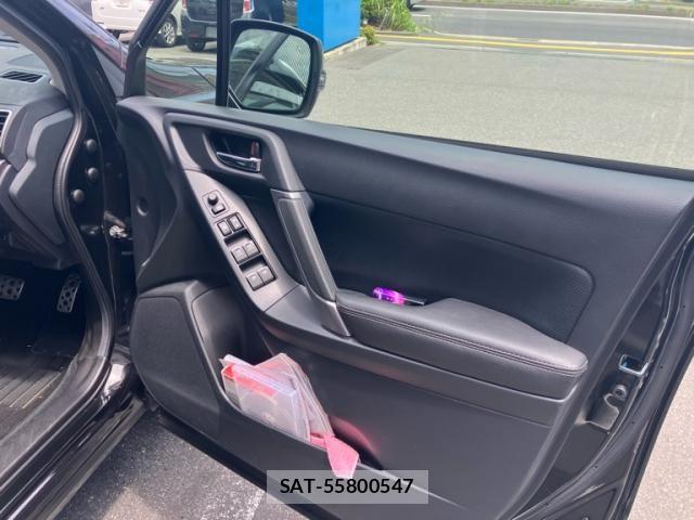 Subaru FORESTER 2018-01 8314517-11