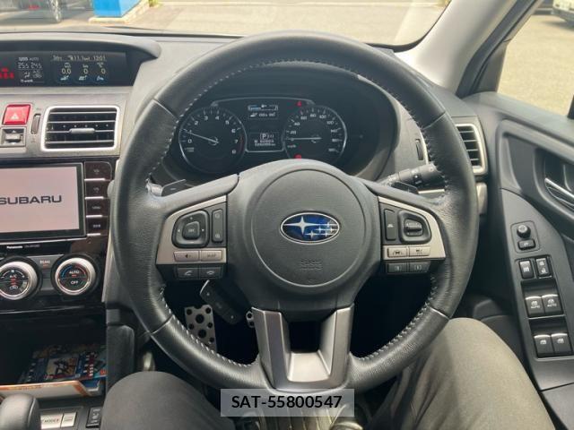 Subaru FORESTER 2018-01 8314517-15