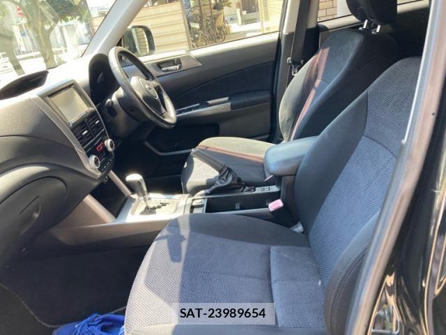 Subaru FORESTER 2012-03 8314535-11