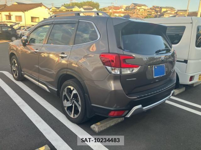 Subaru FORESTER 2021-11 8314505-5
