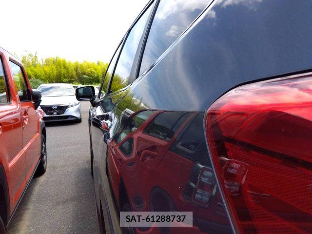 Subaru FORESTER 2023-06 8335890-16