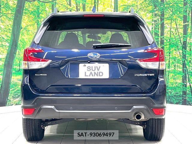 Subaru FORESTER 2019-06 8335884-15