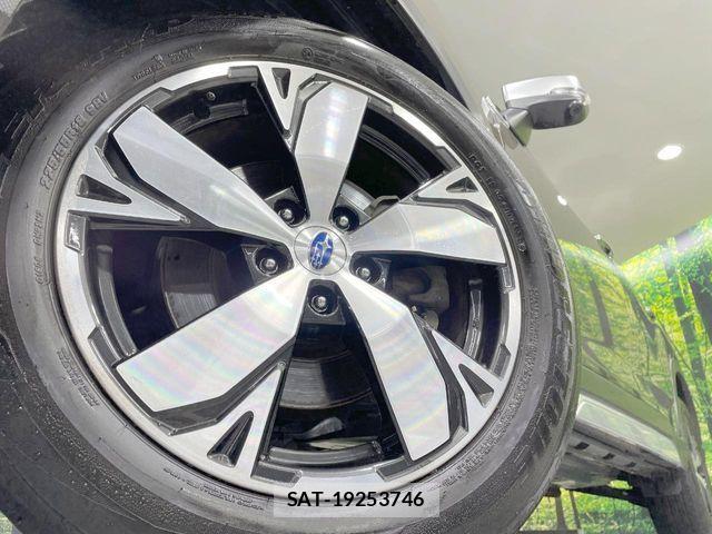 Subaru FORESTER 2019-01 8335886-11