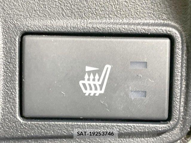 Subaru FORESTER 2019-01 8335886-7