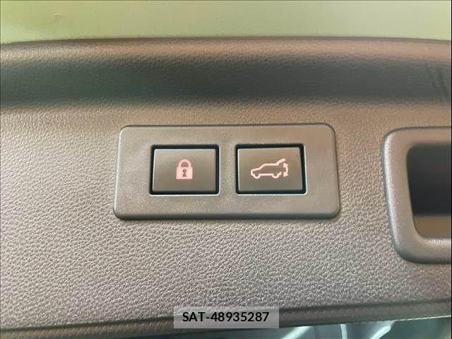 Subaru FORESTER 2023-10 8335888-7