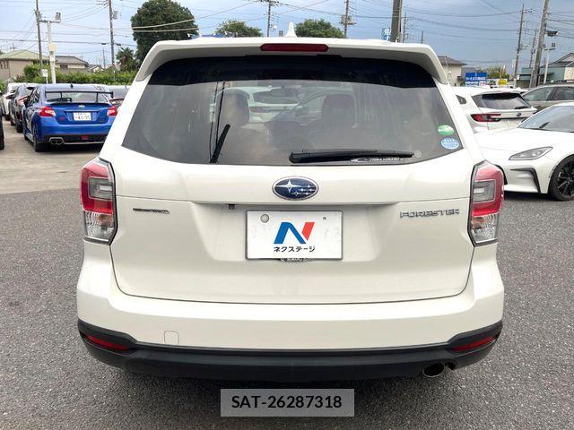Subaru FORESTER 2015-12 8335902-14