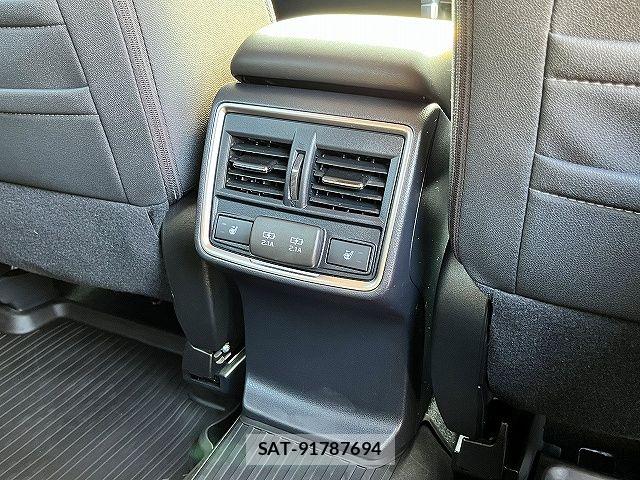 Subaru FORESTER 2019-09 8335881-23