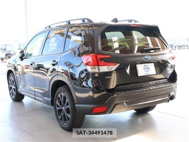 Subaru FORESTER 2024-03 8335875-28