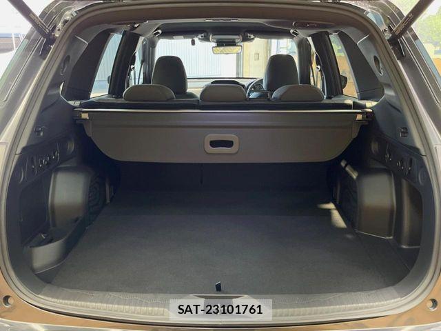 Subaru FORESTER 2025-07 8335870-13