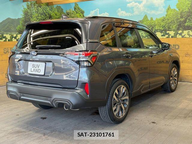 Subaru FORESTER 2025-07 8335870-17