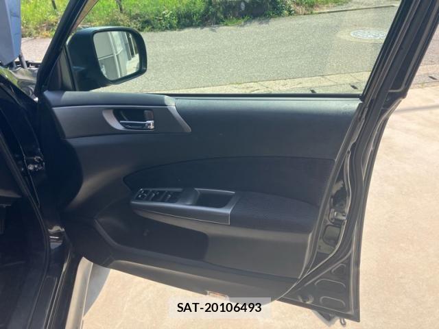 Subaru FORESTER 2011-04 8335907-12