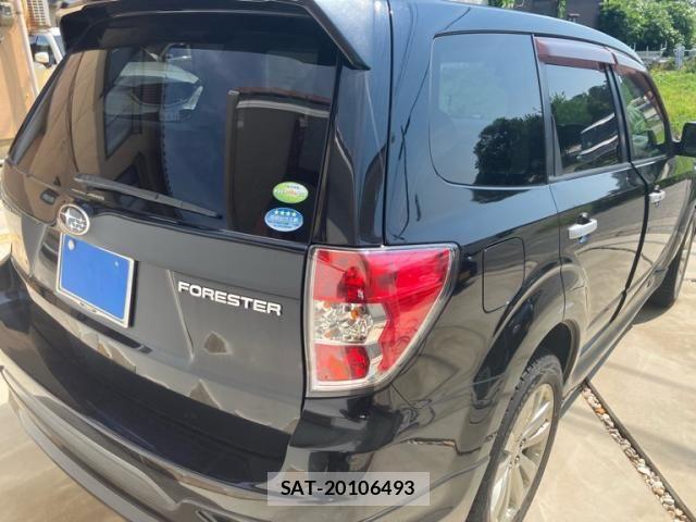 Subaru FORESTER 2011-04 8335907-4