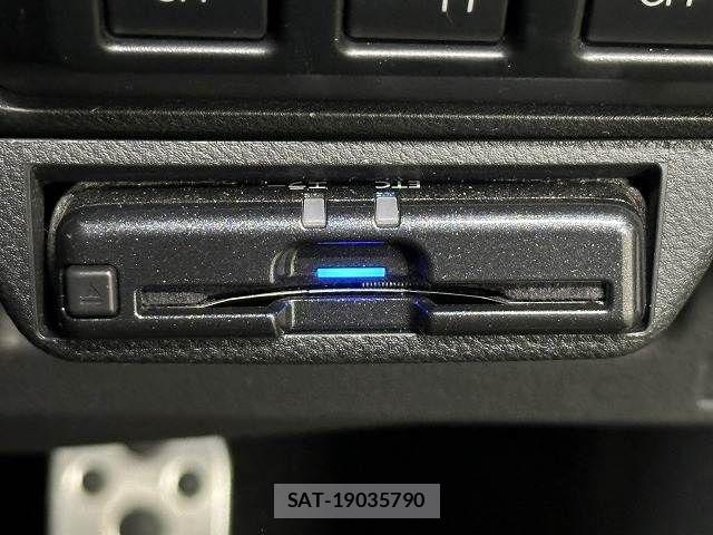 Subaru FORESTER 2022-03 8335877-9