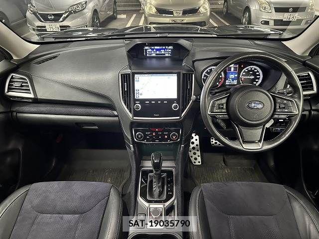 Subaru FORESTER 2022-03 8335877-1