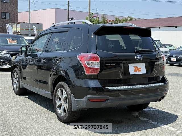 Subaru FORESTER 2014-03 8335906-14