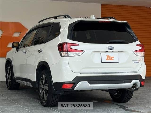 Subaru FORESTER 2018-09 8335893-12