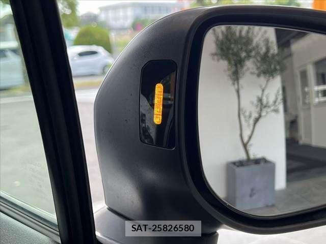 Subaru FORESTER 2018-09 8335893-5