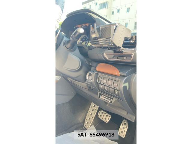 Subaru FORESTER 2018-10 8335896-17