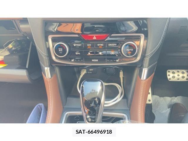 Subaru FORESTER 2018-10 8335896-21