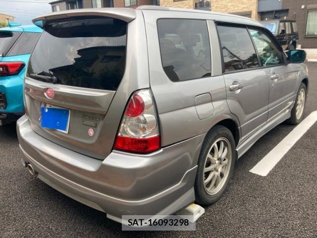 Subaru FORESTER 2008-01 8335909-4