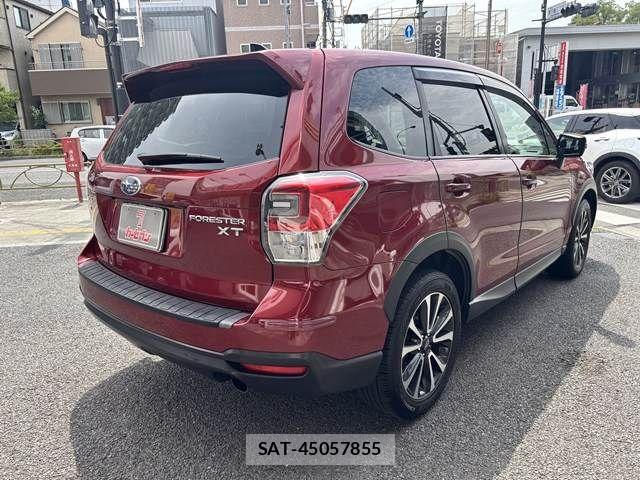 Subaru FORESTER 2018-06 8354518-17