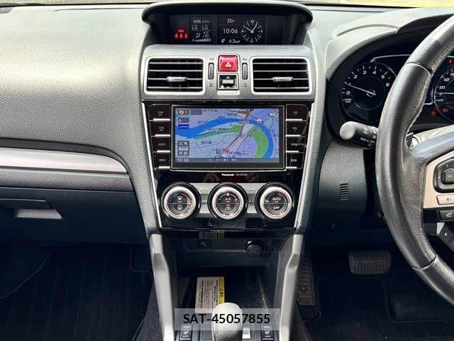 Subaru FORESTER 2018-06 8354518-26
