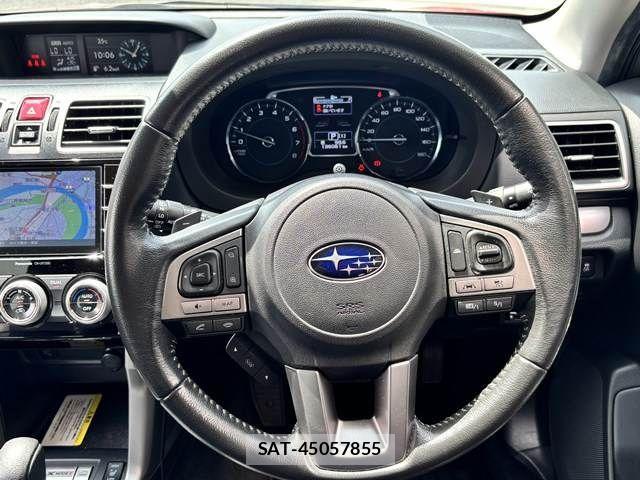 Subaru FORESTER 2018-06 8354518-27