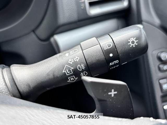 Subaru FORESTER 2018-06 8354518-29