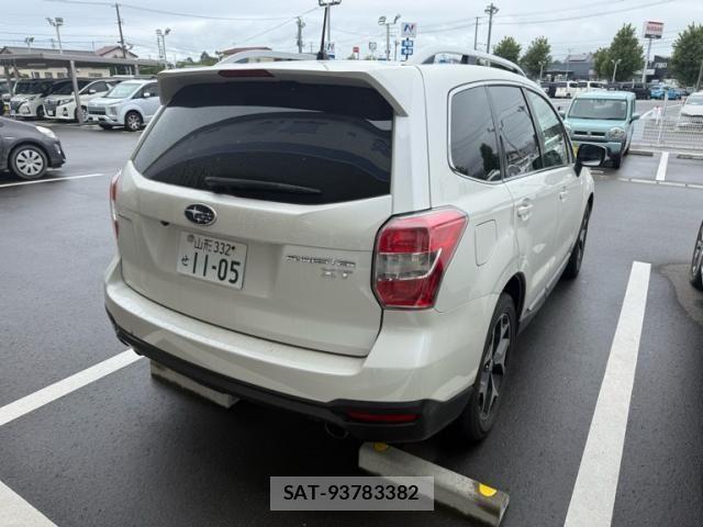 Subaru FORESTER 2014-01 8354520-3