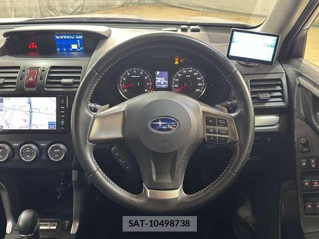 Subaru FORESTER 2013-06 8354521-9