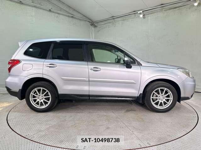 Subaru FORESTER 2013-06 8354521-3