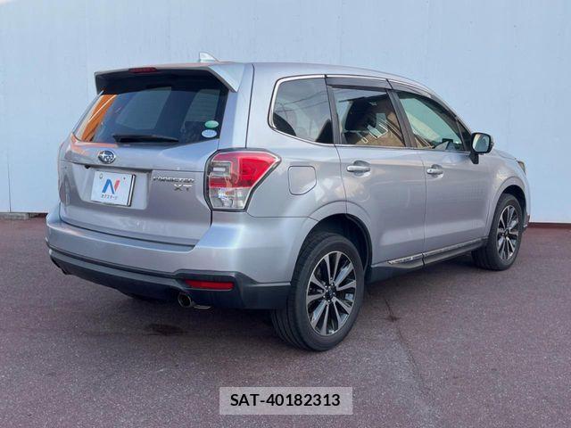 Subaru FORESTER 2015-12 8365997-16