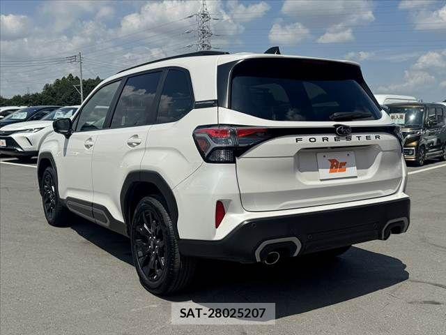 Subaru FORESTER 2025-07 8365980-12