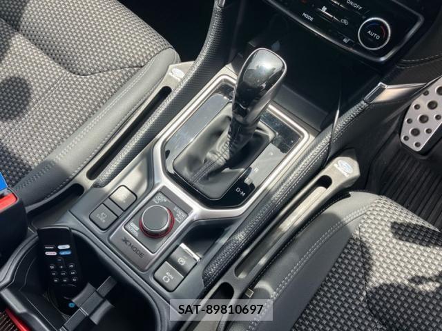 Subaru FORESTER 2023-07 8365982-17