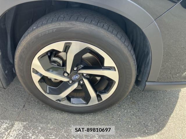 Subaru FORESTER 2023-07 8365982-3