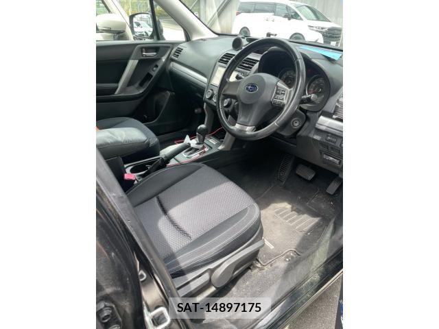 Subaru FORESTER 2012-11 8366000-11