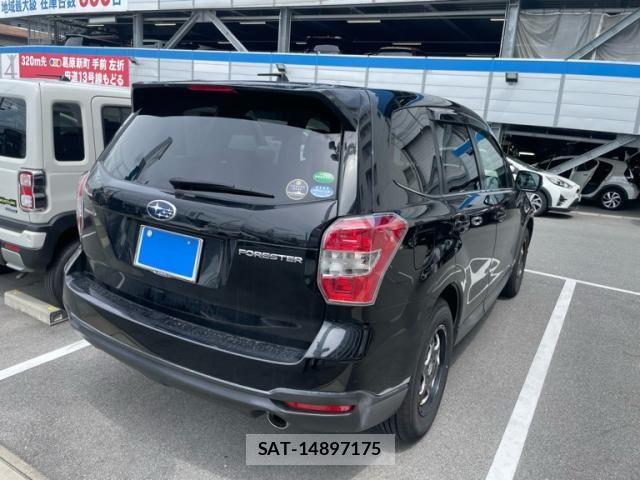 Subaru FORESTER 2012-11 8366000-4