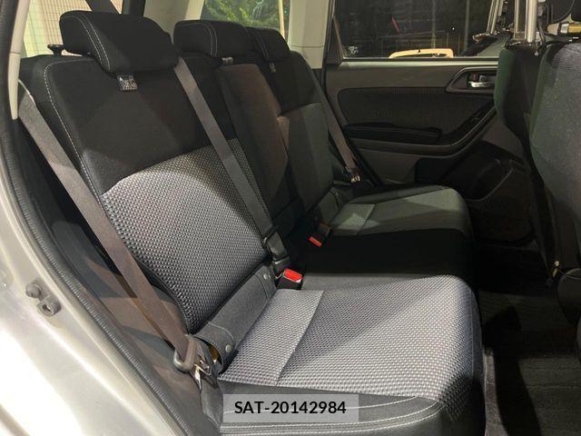 Subaru FORESTER 2015-11 8365995-11