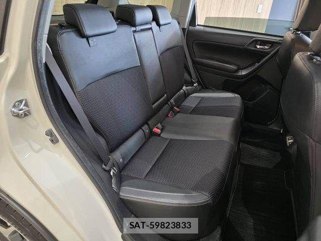 Subaru FORESTER 2016-03 8365994-9
