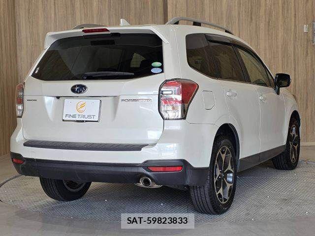 Subaru FORESTER 2016-03 8365994-18