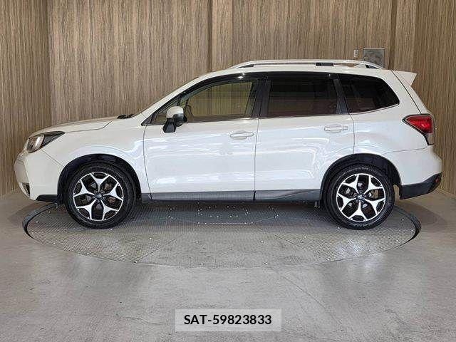 Subaru FORESTER 2016-03 8365994-21