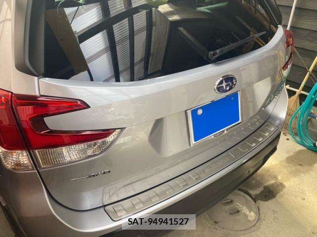 Subaru FORESTER 2018-08 8365990-5