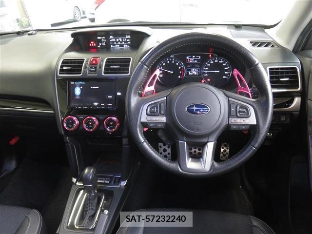 Subaru FORESTER 2018-01 8365993-5