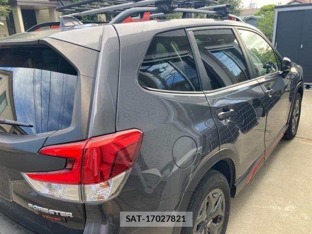 Subaru FORESTER 2022-03 8371669-4